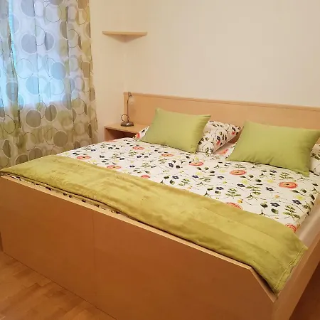 Evelin Apartment *